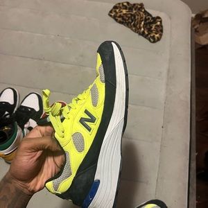 New Balance 992
Neon Yellow Black